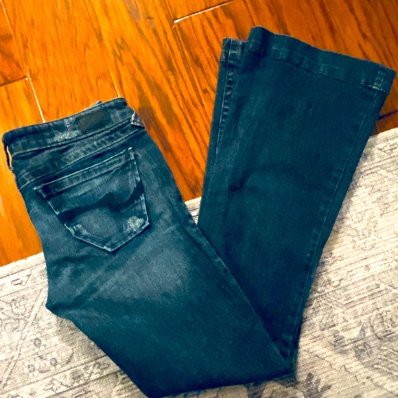 Refuge Jeans - Picture 5 of 6